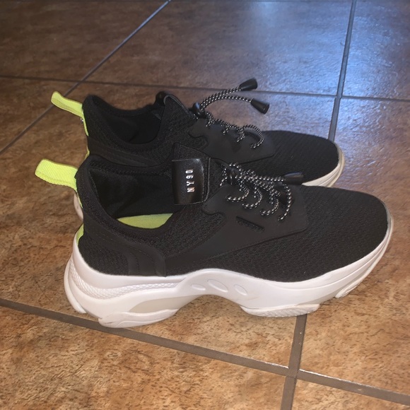 steve madden myles sneaker